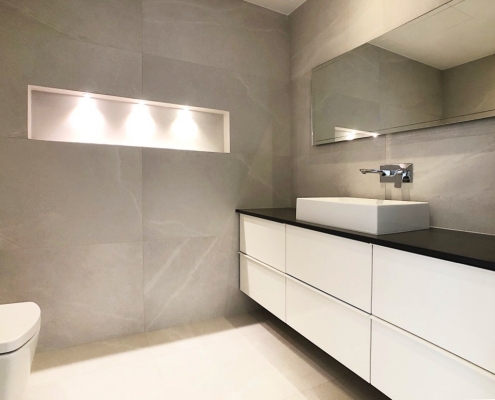 Bathroom Renovation & Fitout (Dubai)