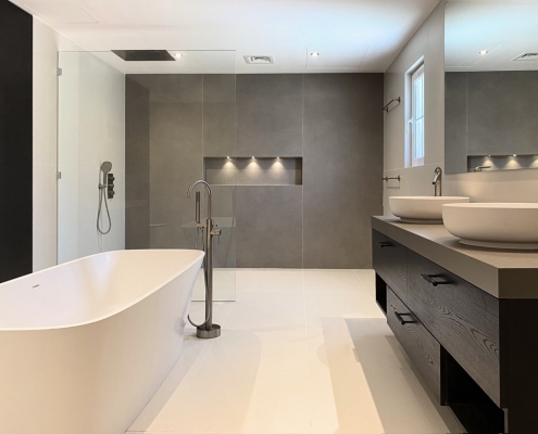 Bathroom Renovation & Fitout (Dubai)