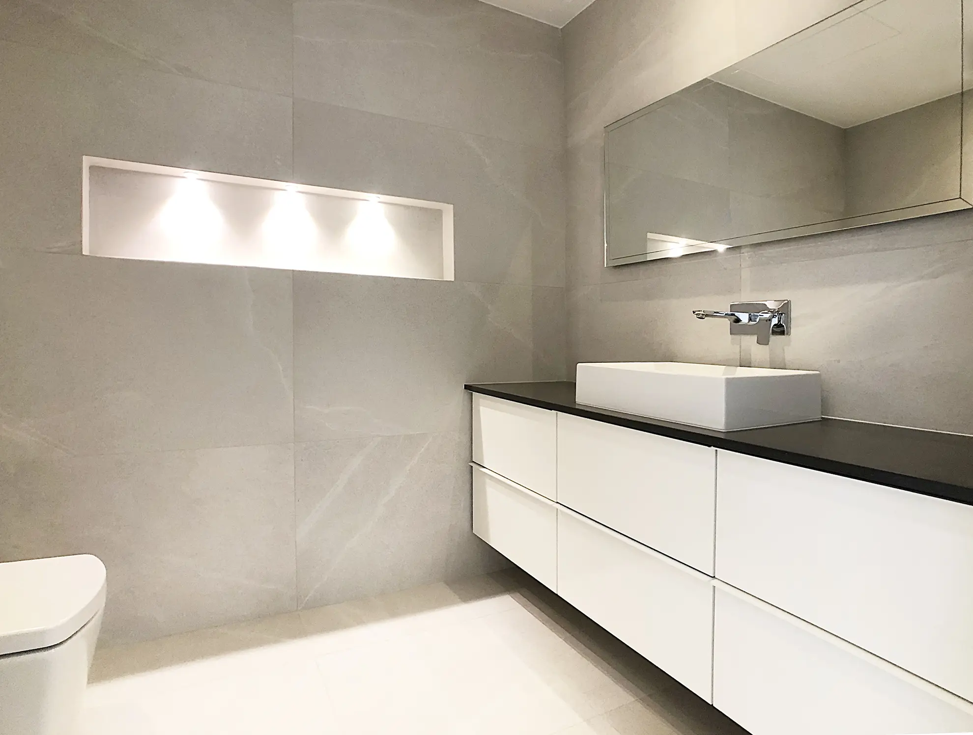 Meadows Luxury Powder Room