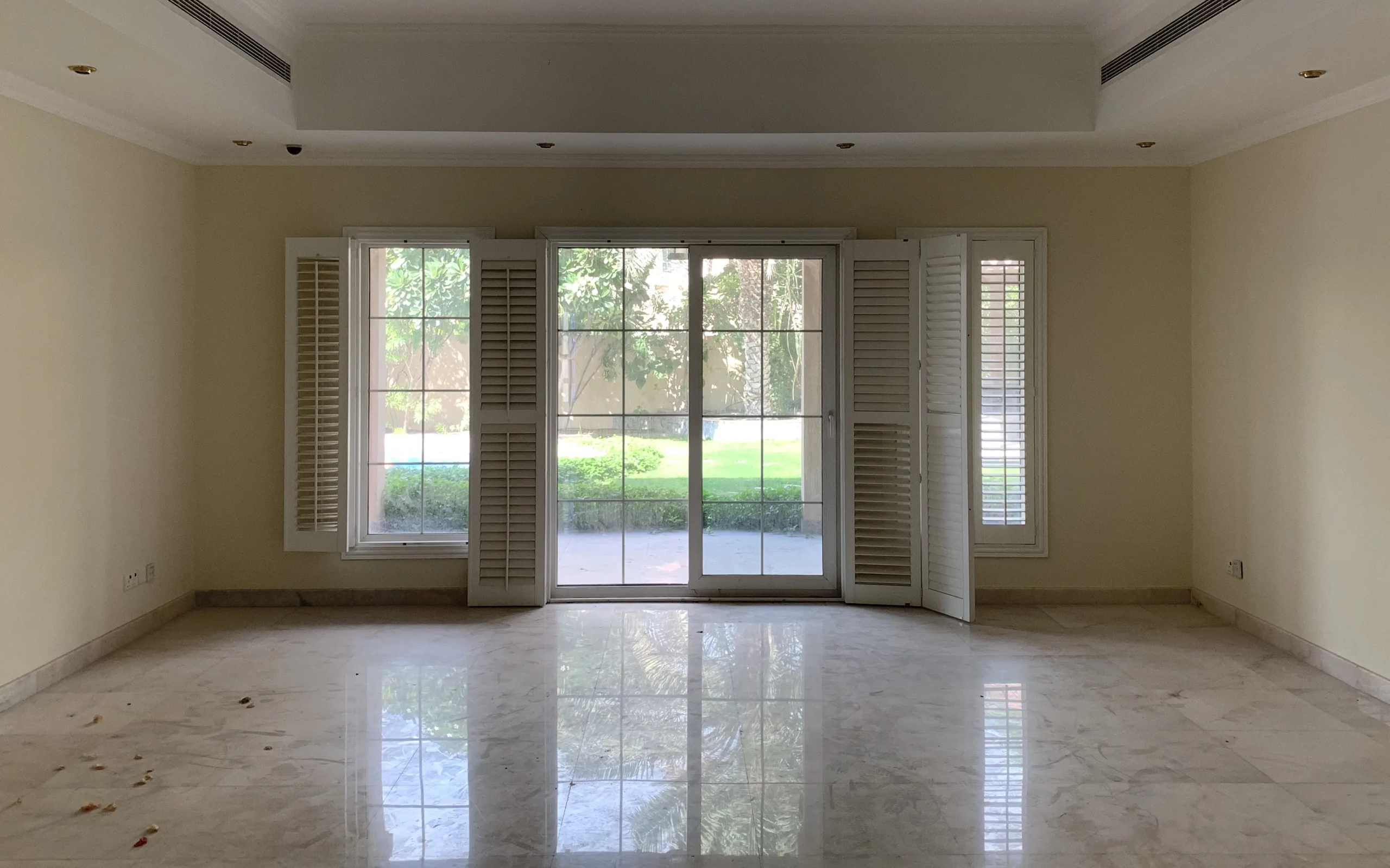 Mirador Living Area Original