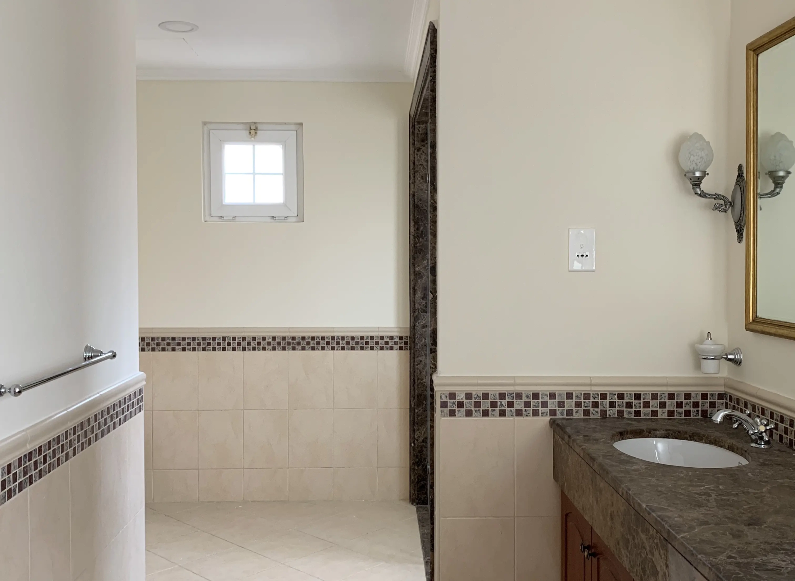 Original Mirador Bathroom